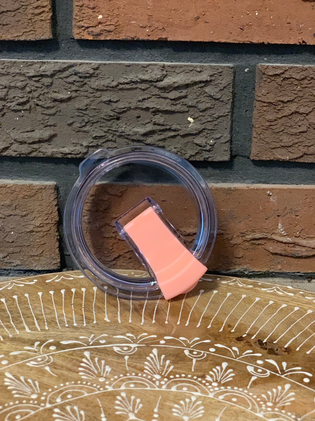 20 oz. Leak proof lid